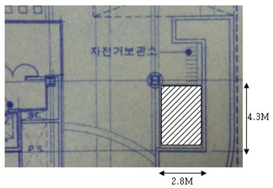 그림입니다.
원본 그림의 이름: C동 쓰레기장.JPG
원본 그림의 크기: 가로 398pixel, 세로 274pixel
